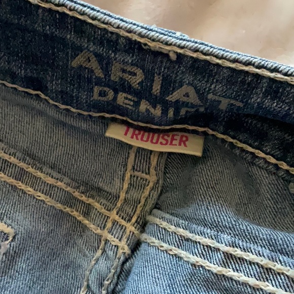 Jeans - Picture 3 of 3